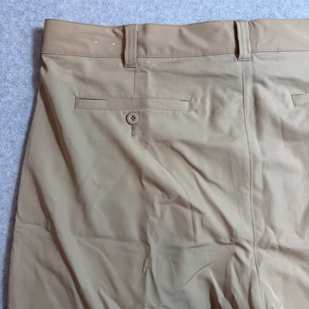 Reebok Golf Mens Pleated Front Performance Golf Shorts Size 44 Tan Khaki Stretch - Picture 6 of 10